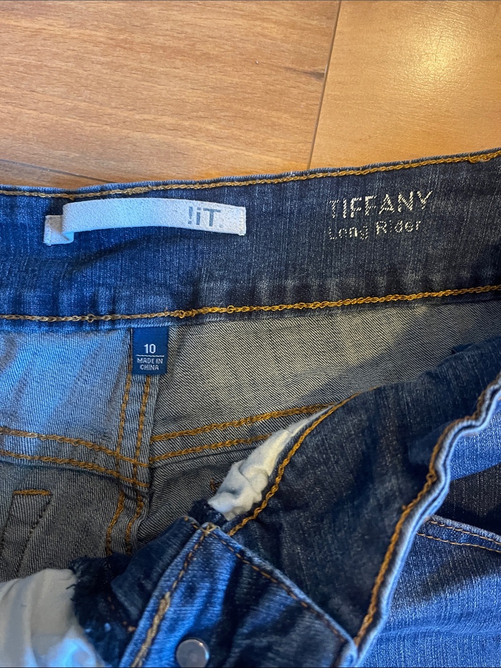 !it jeans Dark Blue Distressed Roll-Cuff Denim Shorts - Picture 2 of 3